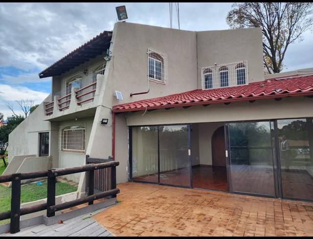 2 BEDROOM PROPERTY TO RENT IN BLIGNAUTSRUS